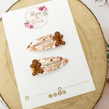 Load image into Gallery viewer, Gingerbread scalloped snap clip set