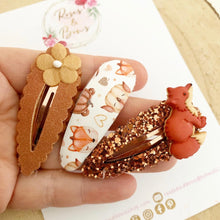 Load image into Gallery viewer, Autumn Fall Fox scalloped snap clip set Fabric and Glitter