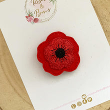 Load image into Gallery viewer, Poppy hair clip