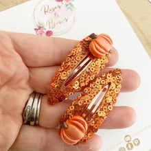 Load image into Gallery viewer, Pumpkin snap clips set