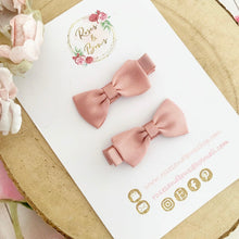 Load image into Gallery viewer, Dusky Pink Small Hair Bow Clip Set