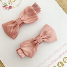 Load image into Gallery viewer, Dusky Pink Small Hair Bow Clip Set