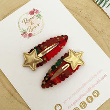 Load image into Gallery viewer, Red and Geeen Tartan gold star scalloped snap clip set
