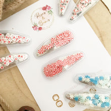 Load image into Gallery viewer, Christmas shaker snap clip set