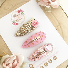 Load image into Gallery viewer, Valentines Pink and gold heart scalloped snap clip set