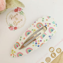 Load image into Gallery viewer, Rainbow Leatherette large snap clip