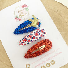 Load image into Gallery viewer, Coronation scalloped snap clip set