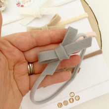 Load image into Gallery viewer, Wool felt neutral headband set