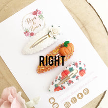 Load image into Gallery viewer, Pumpkin glitter scalloped snap clip set