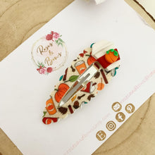 Load image into Gallery viewer, Pumpkin spice large snap clip