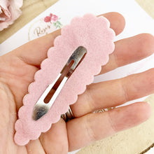 Load image into Gallery viewer, Tie die large snap clip