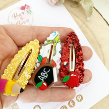 Load image into Gallery viewer, Back to School scalloped snap clip set