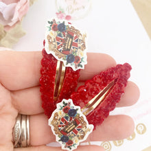 Load image into Gallery viewer, God Save the King Coronation snap clips set