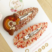 Load image into Gallery viewer, Hedgehog Large scalloped snap clip set