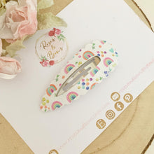 Load image into Gallery viewer, Rainbow Leatherette large snap clip