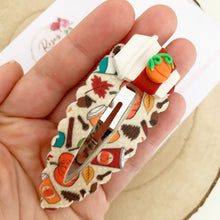 Load image into Gallery viewer, Pumpkin spice large snap clip