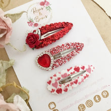 Load image into Gallery viewer, Valentine’s Red and Silver heart scalloped snap clip set