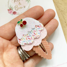 Load image into Gallery viewer, Ice cream scalloped snap clip - glitter hair clip - hair clip - fringe clip
