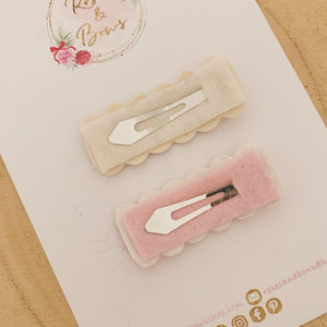 Pink floral scalloped snap clip set