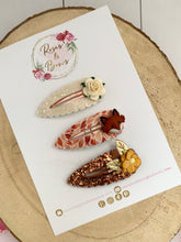 Load image into Gallery viewer, Autumn Fall Fox scalloped snap clip set Liberty Fabric and Glitter
