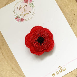 Poppy hair clip