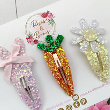 Load image into Gallery viewer, Easter snap clip set - bunny, carrot and daisy
