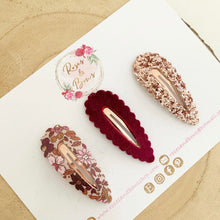 Load image into Gallery viewer, Autumn rose gold &amp; berry scalloped snap clip set
