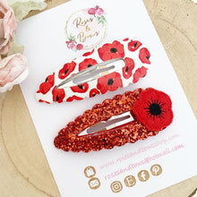 Load image into Gallery viewer, Poppy Large scalloped snap clip set
