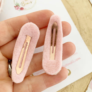 Pink sausage dog snap clips set