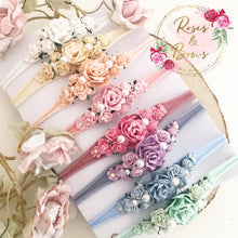 Load image into Gallery viewer, Floral pearl headband
