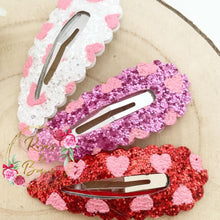 Load image into Gallery viewer, Love Heart Glitter Large Snap Clip
