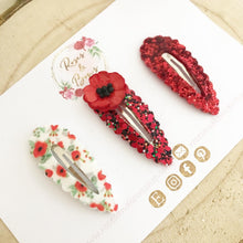 Load image into Gallery viewer, Poppy Glitter snap clip set
