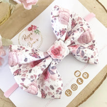 Load image into Gallery viewer, Pink pumpkin Liverpool bullet fabric bow
