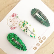 Load image into Gallery viewer, St Patrick’s Day snap clip set
