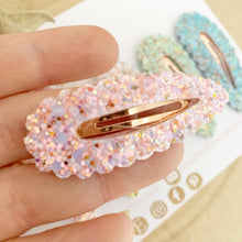 Load image into Gallery viewer, glitter and rose gold  scalloped snap clip set
