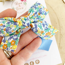 Load image into Gallery viewer, Blue Cotton Tie Bow Clip Set
