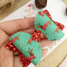 Load image into Gallery viewer, Christmas dachshund hair bow Headband or Clip
