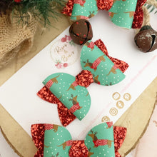 Load image into Gallery viewer, Christmas dachshund hair bow Headband or Clip
