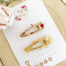 Load image into Gallery viewer, Flower petal and gold leaf resin hair clip set
