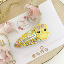 Load image into Gallery viewer, Easter Chick Glitter and Felt large snap clip
