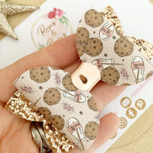 Load image into Gallery viewer, Milk &amp; cookies rose gold Bow Headband or Clip
