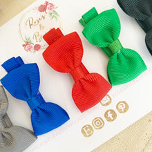 Load image into Gallery viewer, Classic colours Small Hair Bow Clip Set
