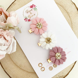 Pink Daisy alligator clip set