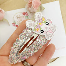 Load image into Gallery viewer, Easter Bunny Glitter and Felt large snap clip Grey and Pink
