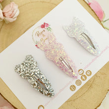 Load image into Gallery viewer, Animal glitter snap clips - Cat, Bunny, Bear
