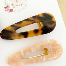 Load image into Gallery viewer, Tortoise shell and peach blush hair clip set
