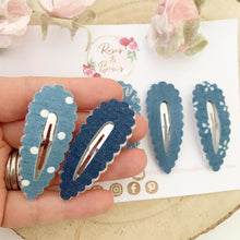 Load image into Gallery viewer, Blue denim scalloped snap clip set
