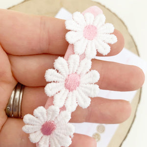 Daisy headband - pink nylon headband