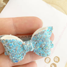 Load image into Gallery viewer, Blue, Green and Lemon Glitter First clip set / Fine Hair Clip Set
