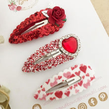 Load image into Gallery viewer, Valentine’s Red and Silver heart scalloped snap clip set
